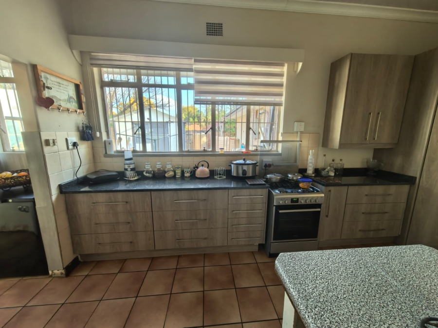 4 Bedroom Property for Sale in Parys Free State